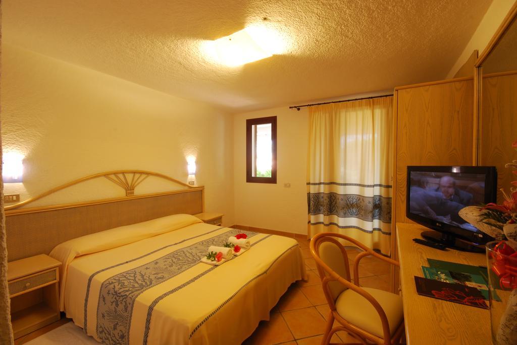 Hotel Mon Repos Baja Sardinia Rom bilde