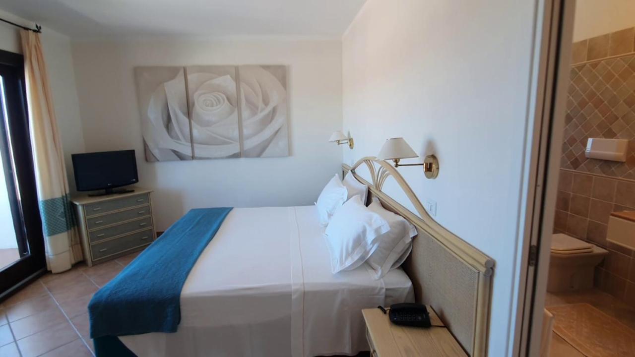Hotel Mon Repos Baja Sardinia Eksteriør bilde