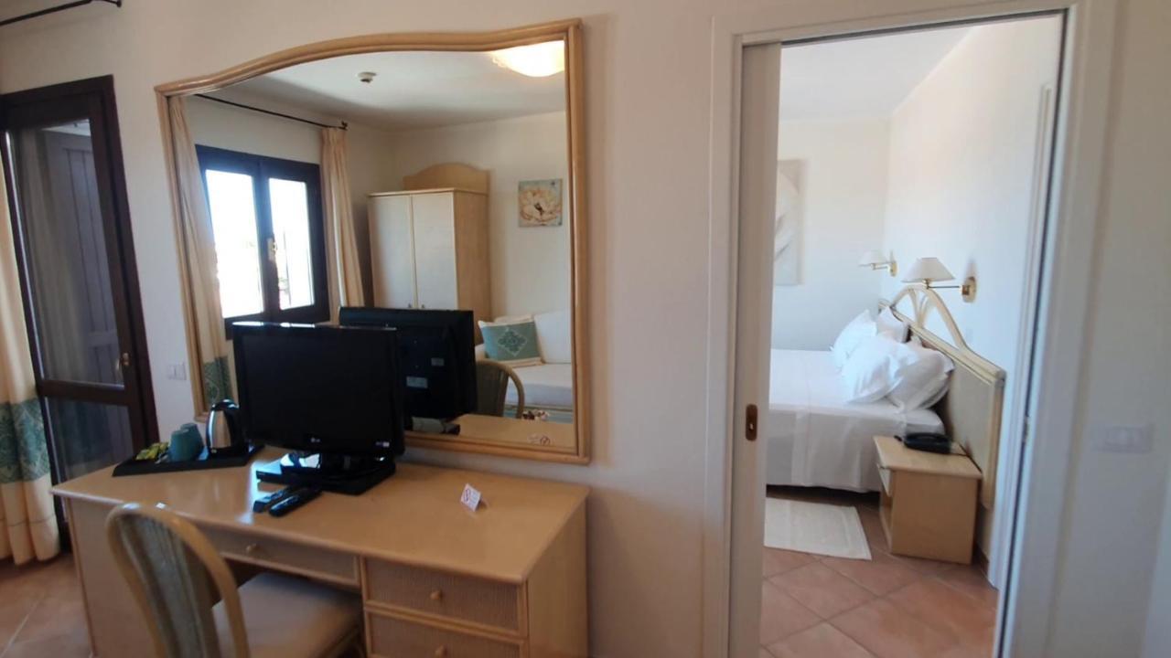 Hotel Mon Repos Baja Sardinia Eksteriør bilde