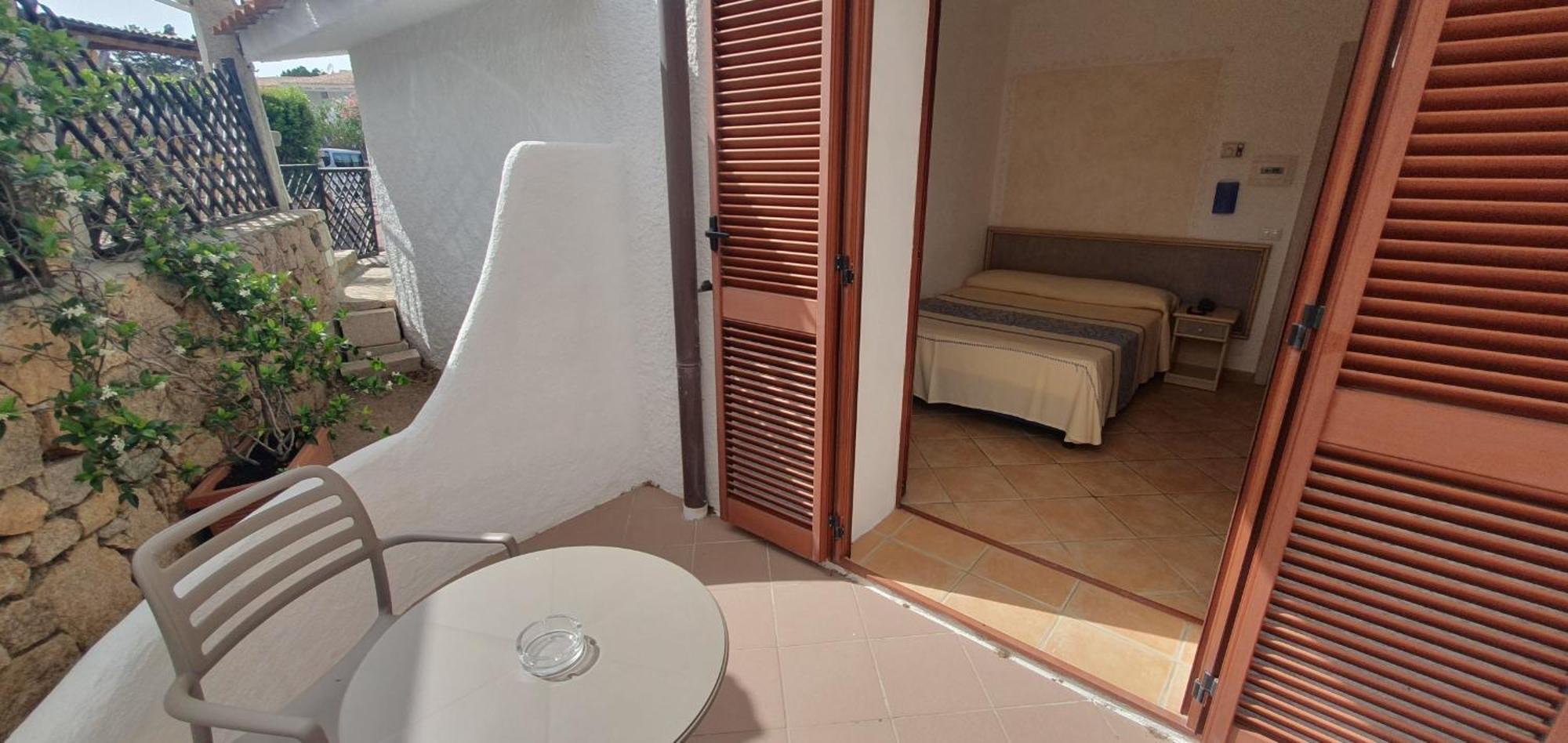 Hotel Mon Repos Baja Sardinia Eksteriør bilde